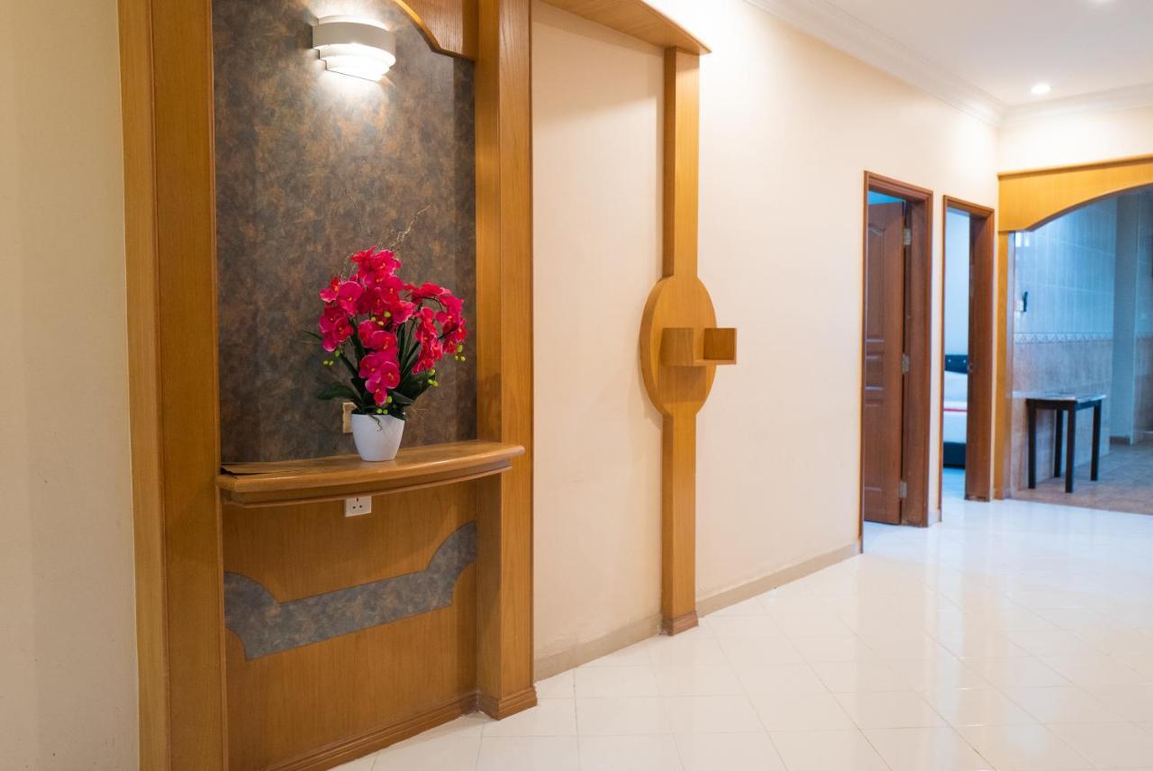 Mk Homestay Wakaf Che Yeh With Bathtub - Max 14 Pax โกตาบารู ภายนอก รูปภาพ