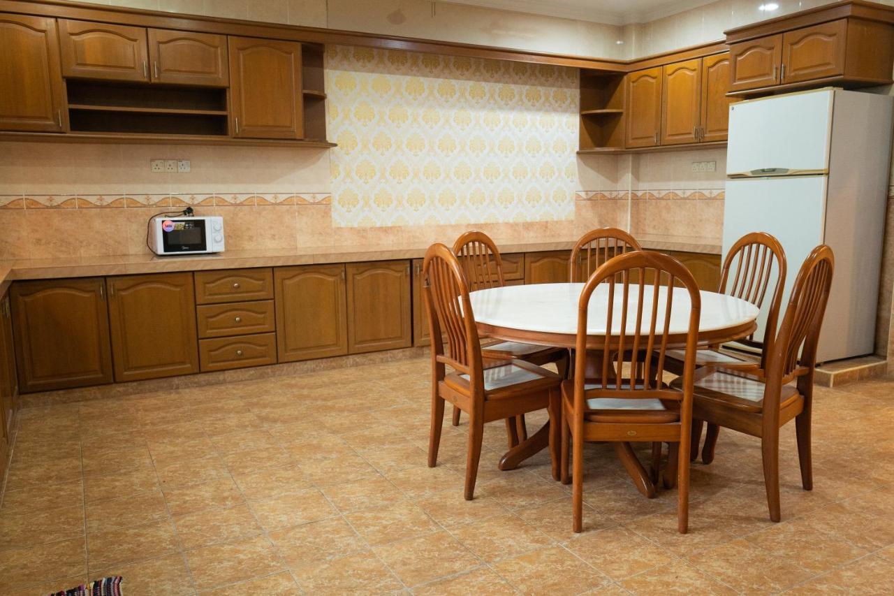 Mk Homestay Wakaf Che Yeh With Bathtub - Max 14 Pax โกตาบารู ภายนอก รูปภาพ