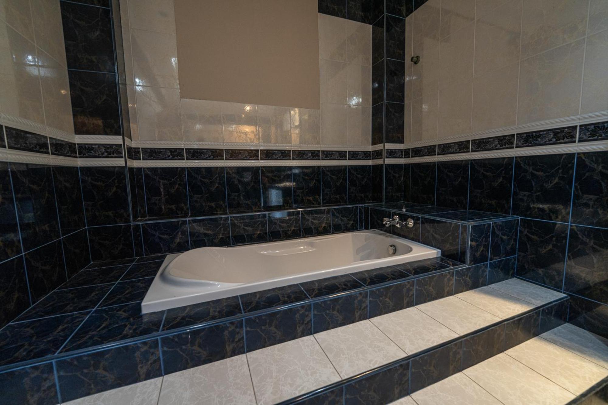 Mk Homestay Wakaf Che Yeh With Bathtub - Max 14 Pax โกตาบารู ภายนอก รูปภาพ